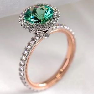 Elegant Green and Silver Gemstone Ring